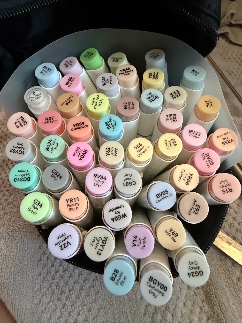 Alcohol-Based Dual-Tip Marker Set – Pastel Multicolor (Ohuhu)